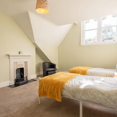 Host & - Chatsworth Townhouse Ii בית נופש *