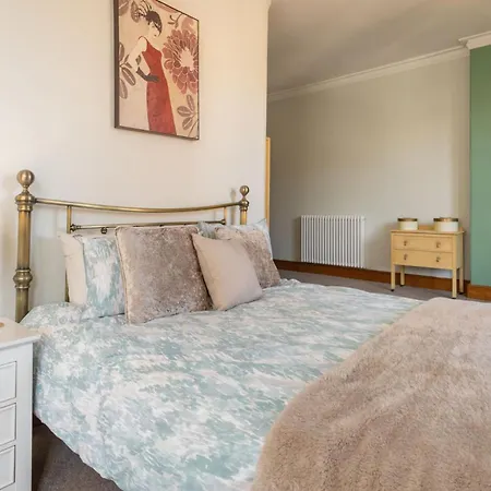 Feriehus Host & - Chatsworth Townhouse Ii