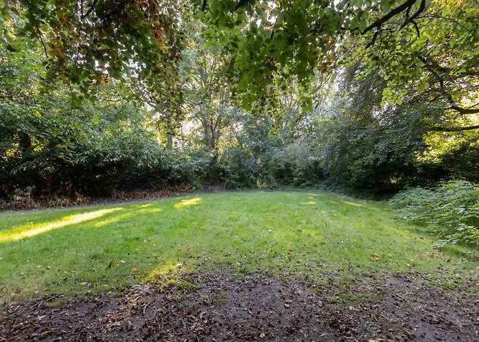 Host & - Chatsworth Townhouse Ii *